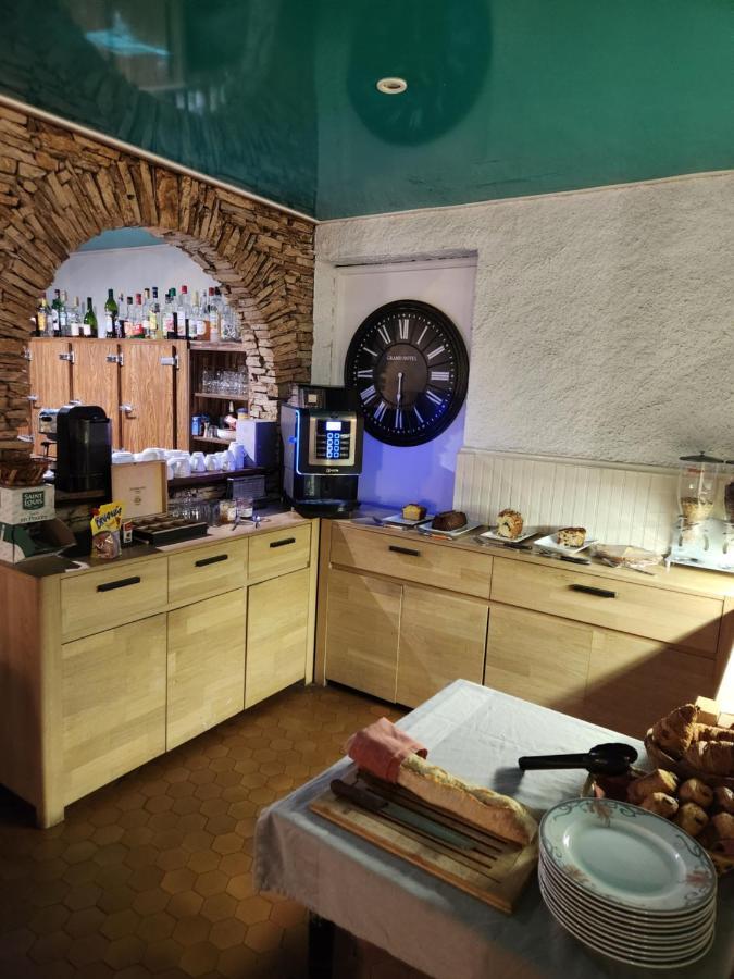 Logis Hotel Restaurant Les Charmettes Аржеле-сюр-Мер Екстериор снимка
