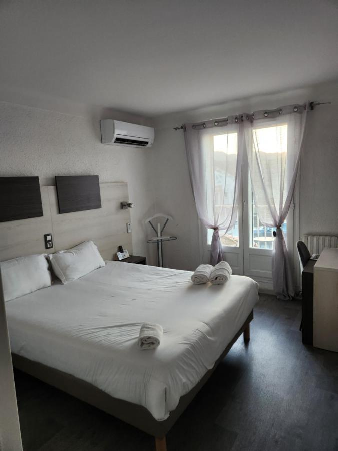 Logis Hotel Restaurant Les Charmettes Аржеле-сюр-Мер Екстериор снимка